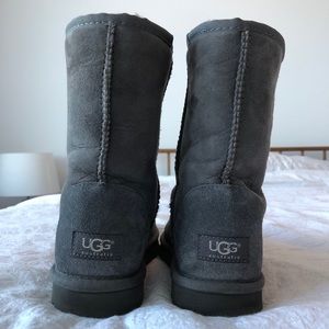UGG classic short II boot